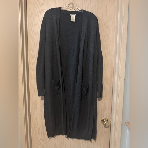 Matty M Sweaters - Matty M Charcoal Gray Long Cardigan size XL